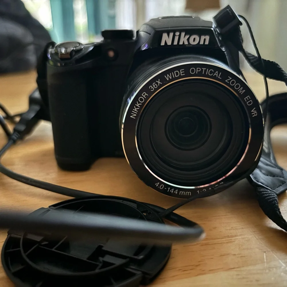 Nikon coolpix p500 used